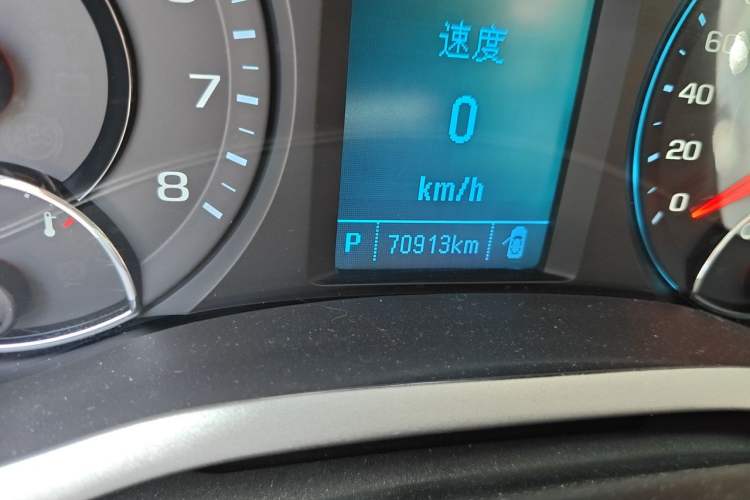 Used Chevrolet Malibu 2018 530T Automatic Luxury Edition Odometer Close Up