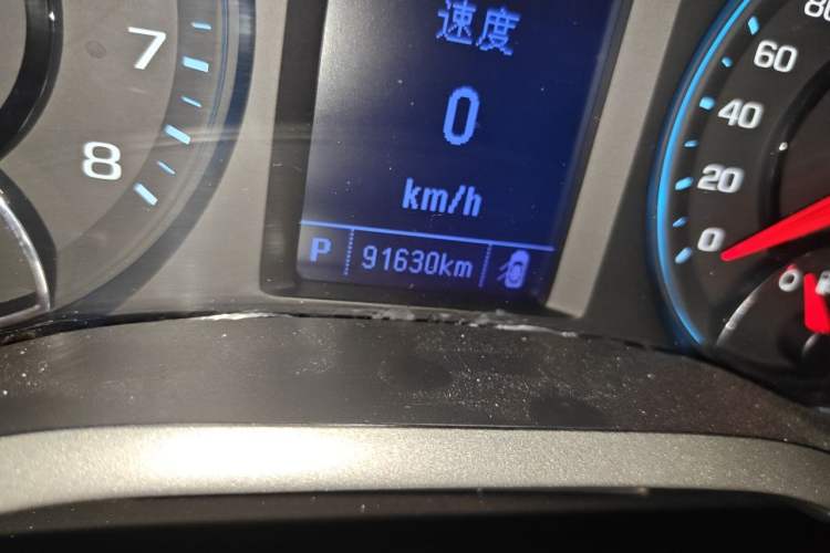 Used Chevrolet Malibu 2018 530T Automatic Luxury Edition Odometer Close Up