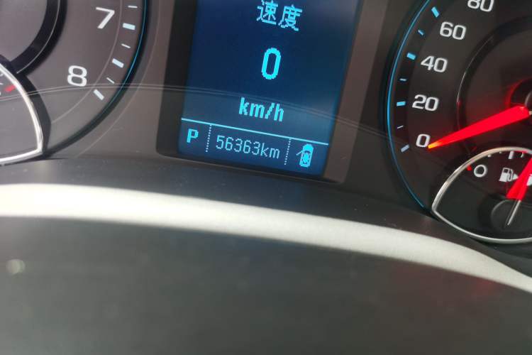 Used Chevrolet Malibu 2018 530T Automatic Luxury Edition Odometer Close Up