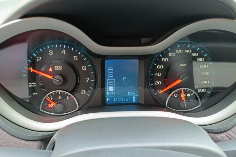 Used Chevrolet Malibu 2018 530T Automatic Luxury Edition Odometer Close Up