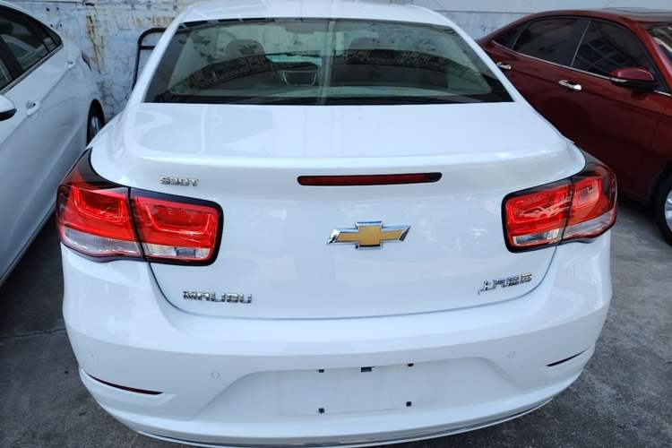 Used Chevrolet Malibu 2018 530T Automatic Luxury Edition Rear