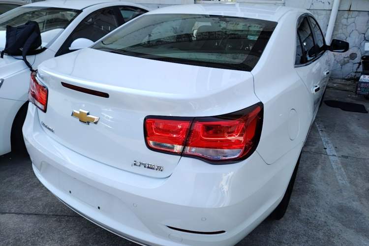 Used Chevrolet Malibu 2018 530T Automatic Luxury Edition Rear Right 45 Deg