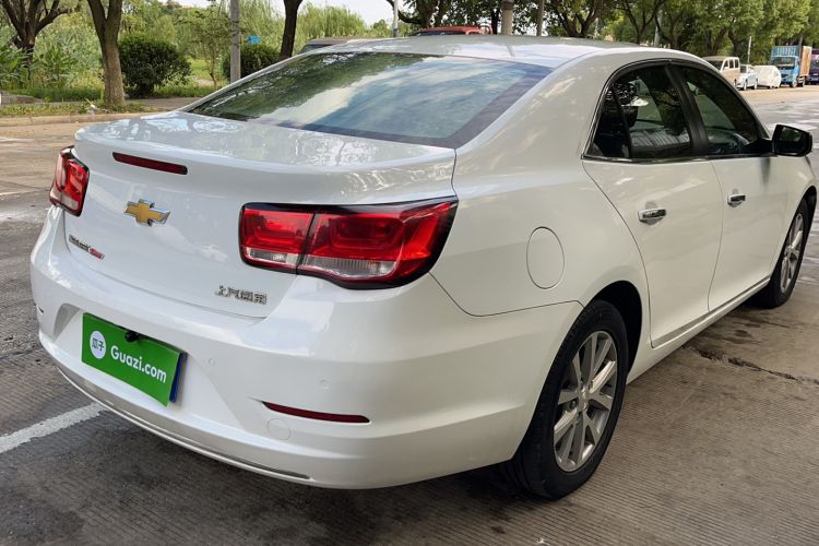 Used Chevrolet Malibu 2017 1.5T Automatic Luxury Edition Rear Right 45 Deg