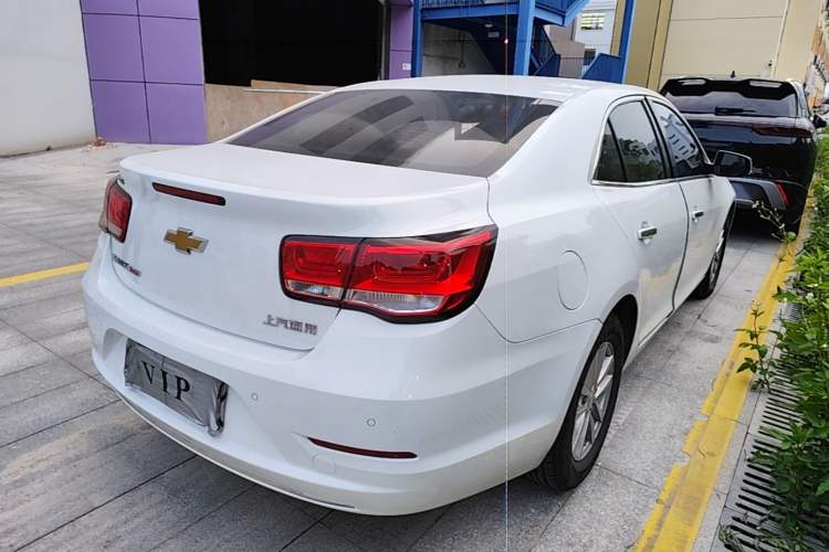 Used Chevrolet Malibu 2018 530T Automatic Fashion Edition Rear Right 45 Deg