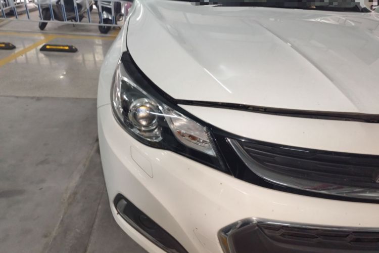 Used Chevrolet Malibu 2018 530T Automatic Luxury Edition Right Front Headlight