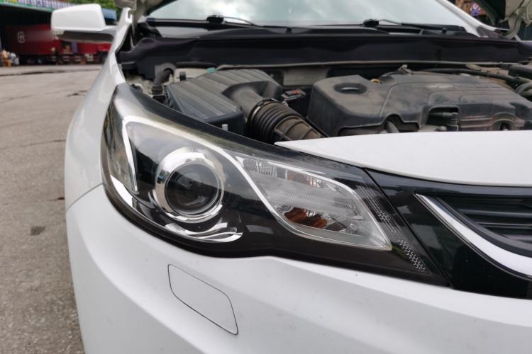 Used Chevrolet Malibu 2018 530T Automatic Luxury Edition Right Front Headlight