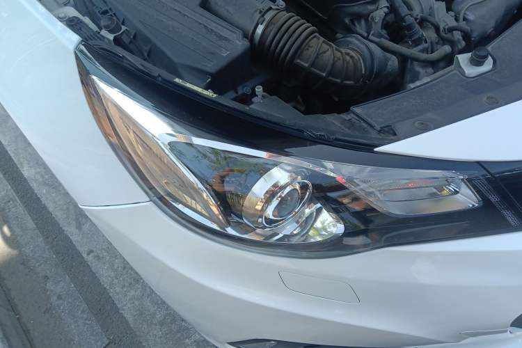 Used Chevrolet Malibu 2018 530T Automatic Luxury Edition Right Front Headlight