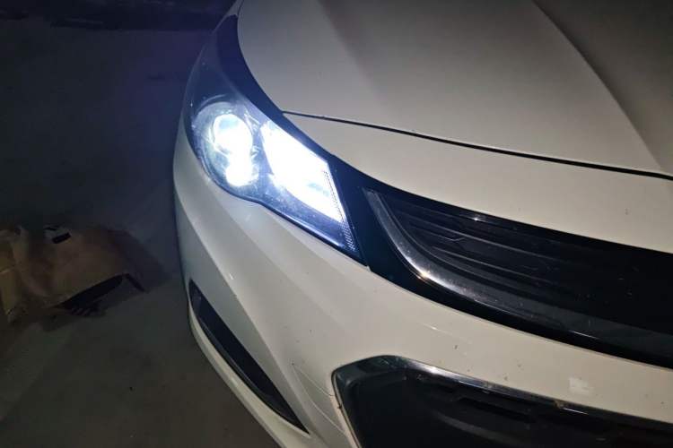 Used Chevrolet Malibu 2018 530T Automatic Fashion Edition Right Front Headlight
