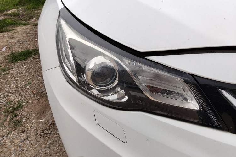 Used Chevrolet Malibu 2018 530T Automatic Luxury Edition Right Front Headlight