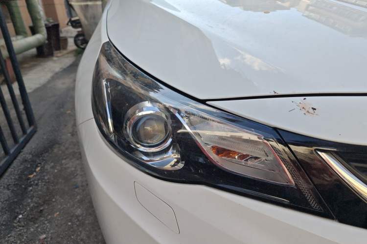 Used Chevrolet Malibu 2018 530T Automatic Luxury Edition Right Front Headlight