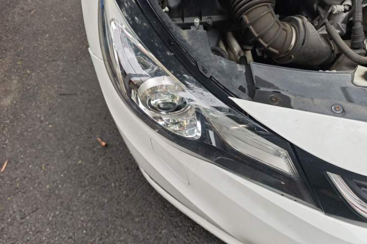 Used Chevrolet Malibu 2018 530T Automatic Luxury Edition Right Front Headlight