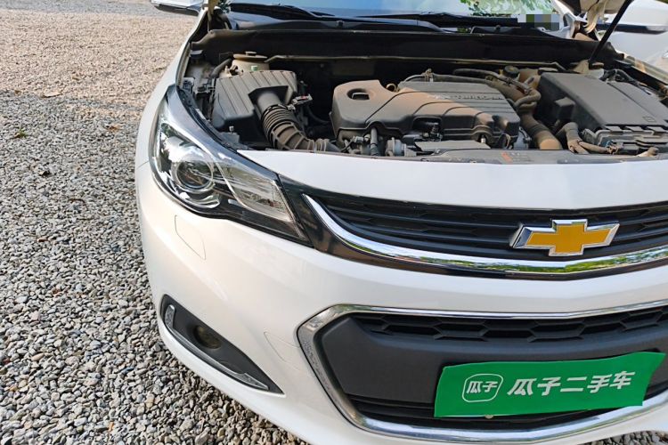 Used Chevrolet Malibu 2018 530T Automatic Luxury Edition Right Front Headlight