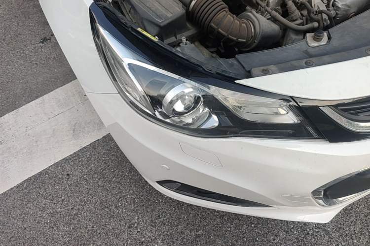 Used Chevrolet Malibu 2018 530T Automatic Luxury Edition Right Front Headlight