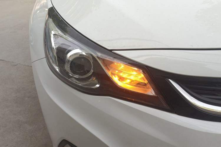 Used Chevrolet Malibu 2018 530T Automatic Fashion Edition Right Front Headlight