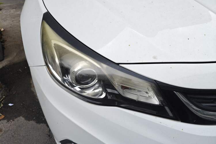Used Chevrolet Malibu 2018 530T Automatic Fashion Edition Right Front Headlight