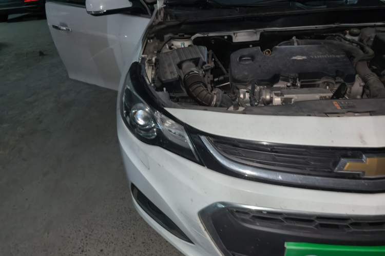 Used Chevrolet Malibu 2018 530T Automatic Luxury Edition Right Front Headlight