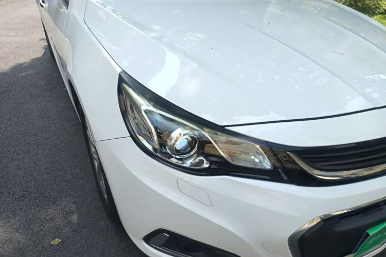 Used Chevrolet Malibu 2018 530T Automatic Luxury Edition Right Front Headlight