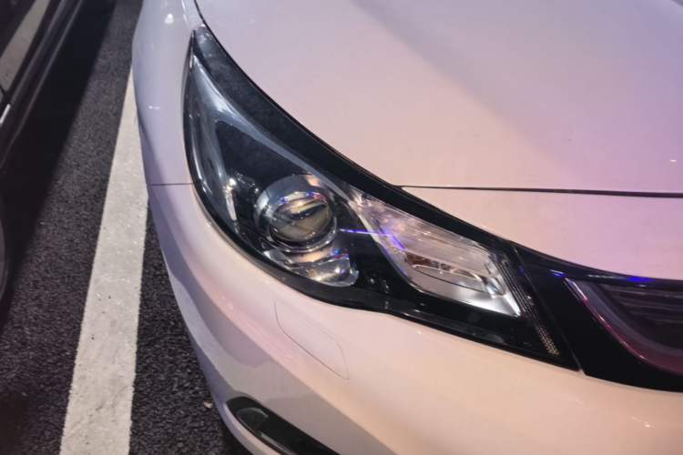 Used Chevrolet Malibu 2018 530T Automatic Luxury Edition Right Front Headlight