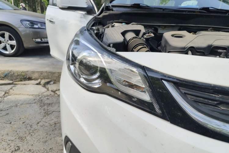 Used Chevrolet Malibu 2018 530T Automatic Fashion Edition Right Front Headlight