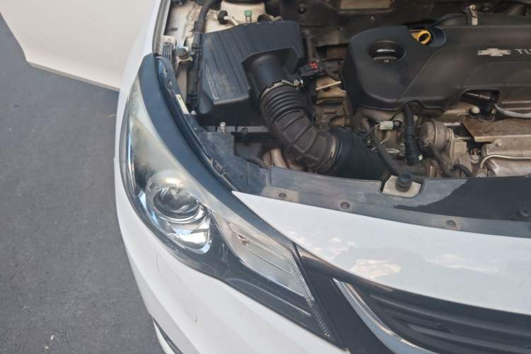 Used Chevrolet Malibu 2018 530T Automatic Luxury Edition Right Front Headlight