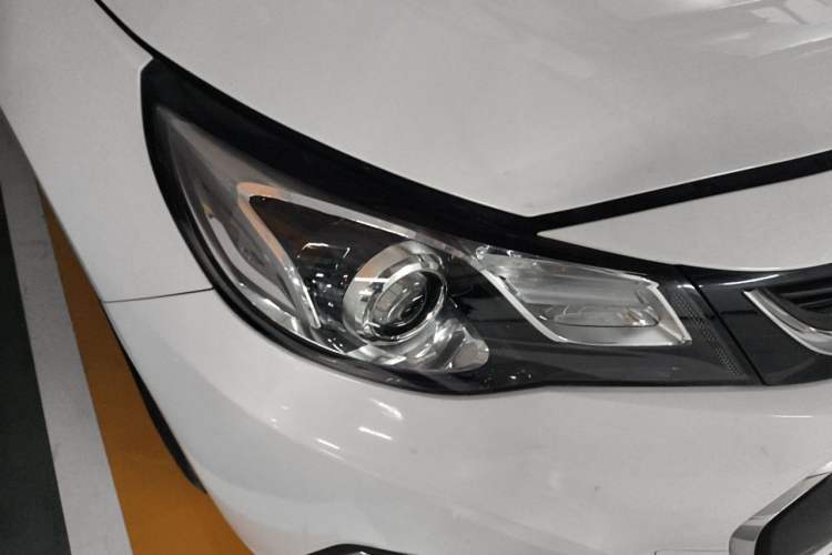 Used Chevrolet Malibu 2018 530T Automatic Fashion Edition Right Front Headlight