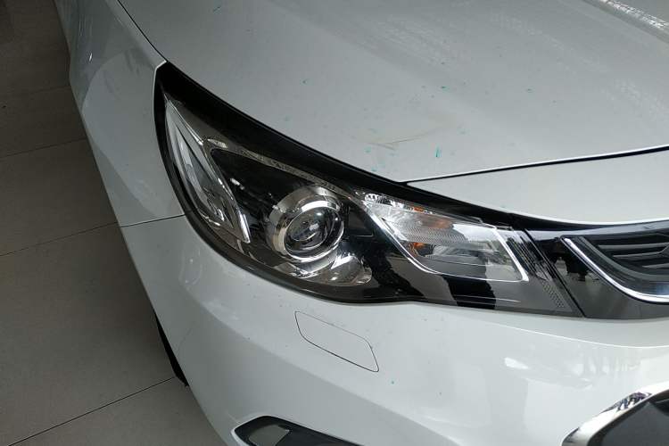 Used Chevrolet Malibu 2018 530T Automatic Luxury Edition Right Front Headlight