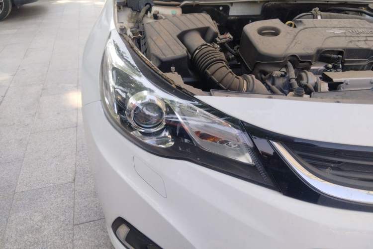 Used Chevrolet Malibu 2018 530T Automatic Luxury Edition Right Front Headlight