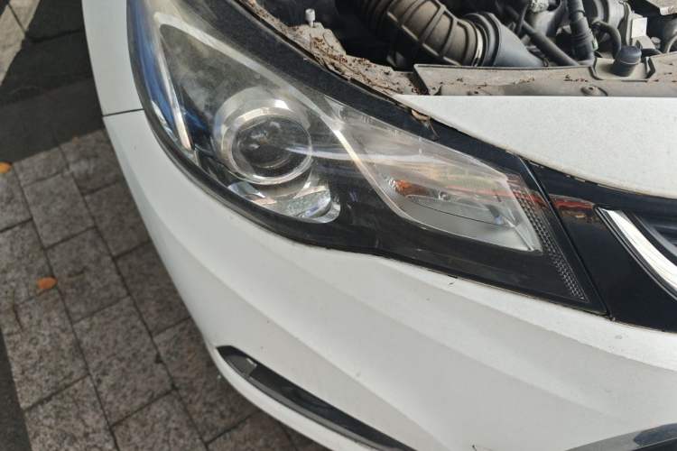 Used Chevrolet Malibu 2018 530T Automatic Fashion Edition Right Front Headlight