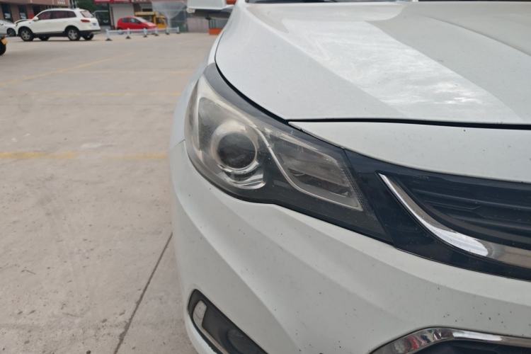 Used Chevrolet Malibu 2018 530T Automatic Fashion Edition Right Front Headlight