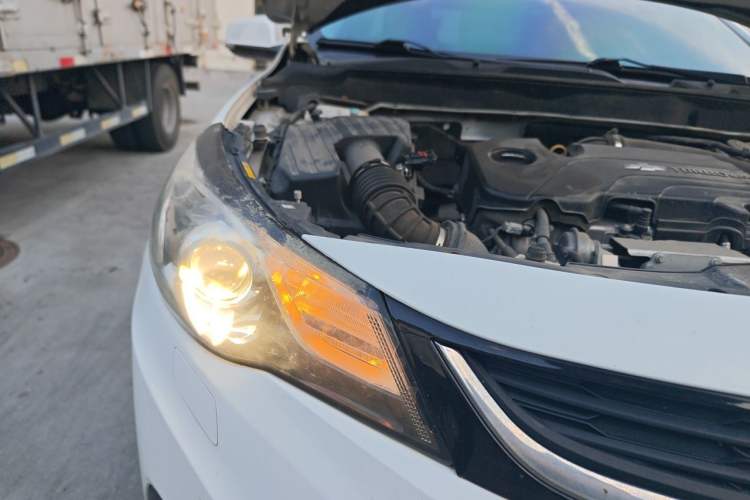 Used Chevrolet Malibu 2018 530T Automatic Luxury Edition Right Front Headlight