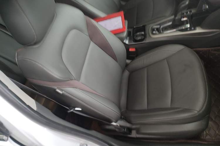 Used Chevrolet Malibu 2018 530T Automatic Fashion Edition Right Front Seat