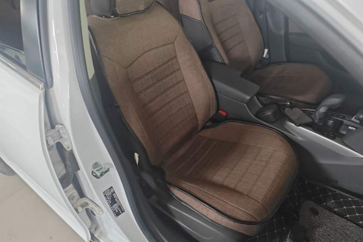 Used Chevrolet Malibu 2018 530T Automatic Comfort Edition Right Front Seat