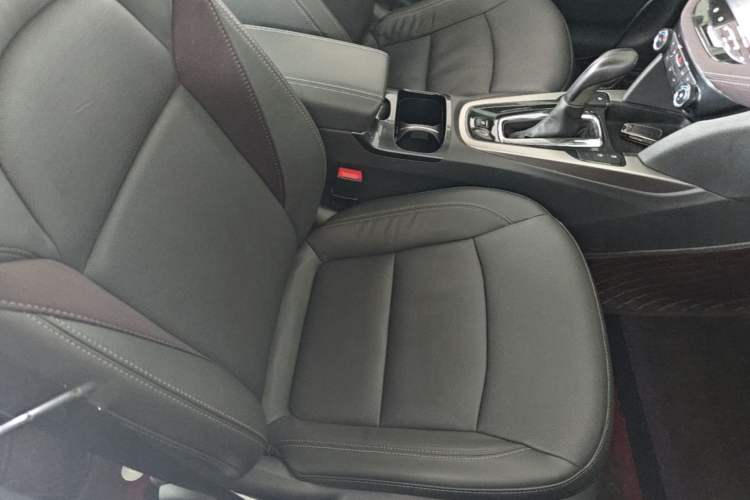 Used Chevrolet Malibu 2018 530T Automatic Fashion Edition Right Front Seat