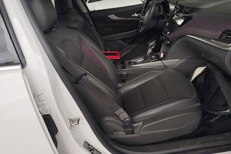 Used Chevrolet Malibu 2018 530T Automatic Fashion Edition Right Front Seat