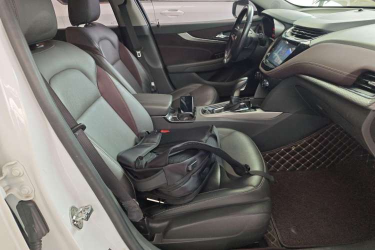 Used Chevrolet Malibu 2018 530T Automatic Fashion Edition Right Front Seat