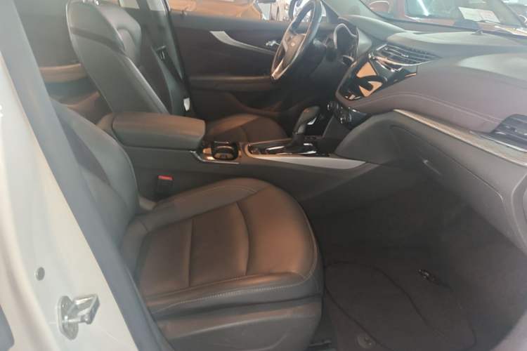 Used Chevrolet Malibu 2018 530T Automatic Fashion Edition Right Front Seat