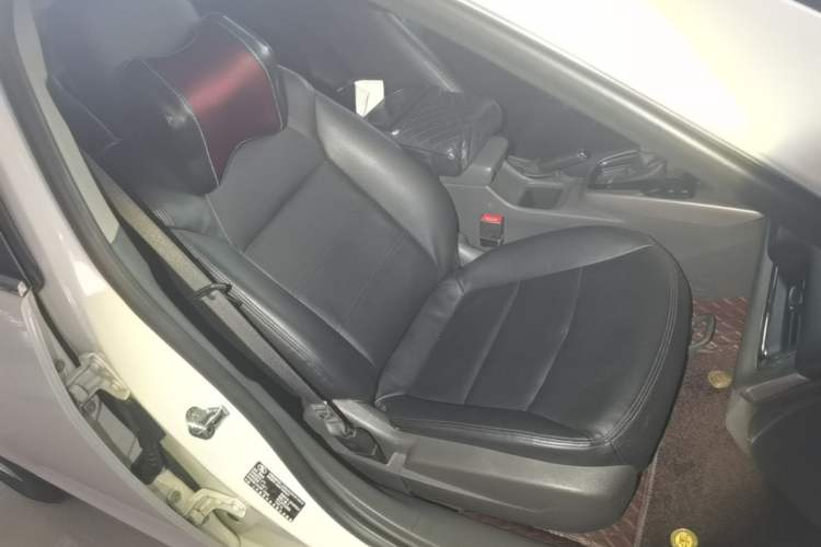 Used Chevrolet Malibu 2018 530T Automatic Comfort Edition Right Front Seat