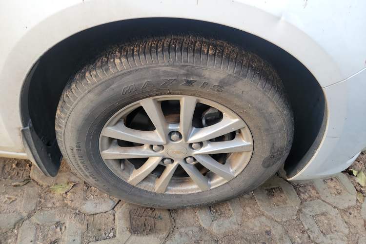 Used Chevrolet Malibu 2018 530T Automatic Fashion Edition Right Front Wheel Hub