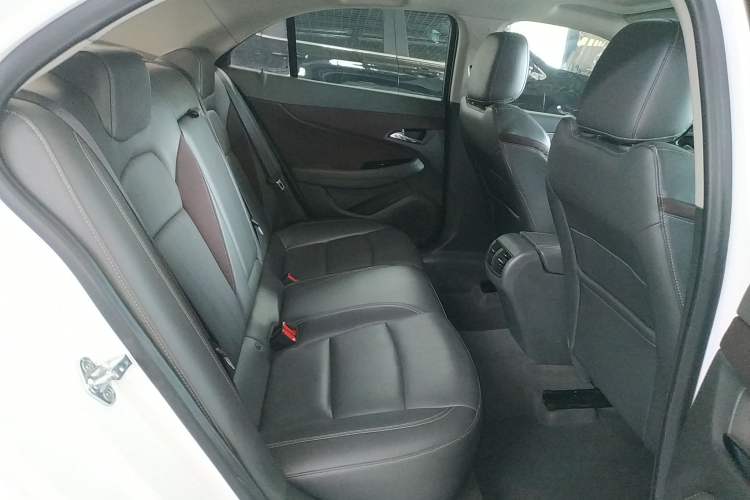 Used Chevrolet Malibu 2018 530T Automatic Luxury Edition Right Rear Seat