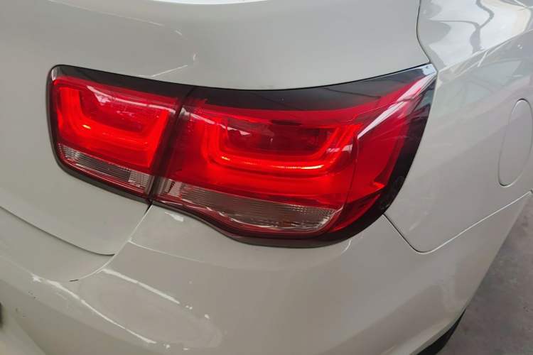 Used Chevrolet Malibu 2018 530T Automatic Fashion Edition Right Rear Taillight