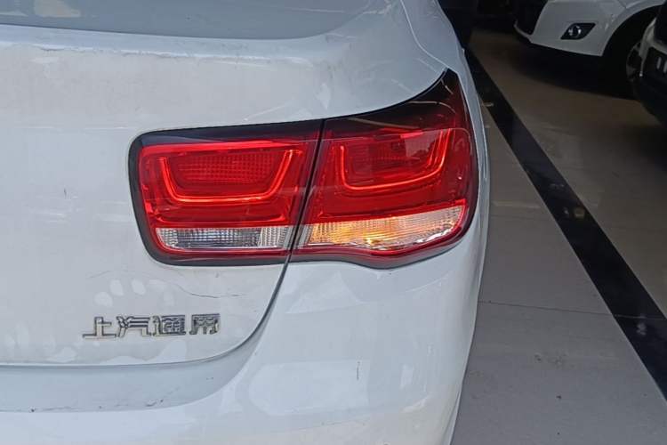 Used Chevrolet Malibu 2018 530T Automatic Fashion Edition Right Rear Taillight