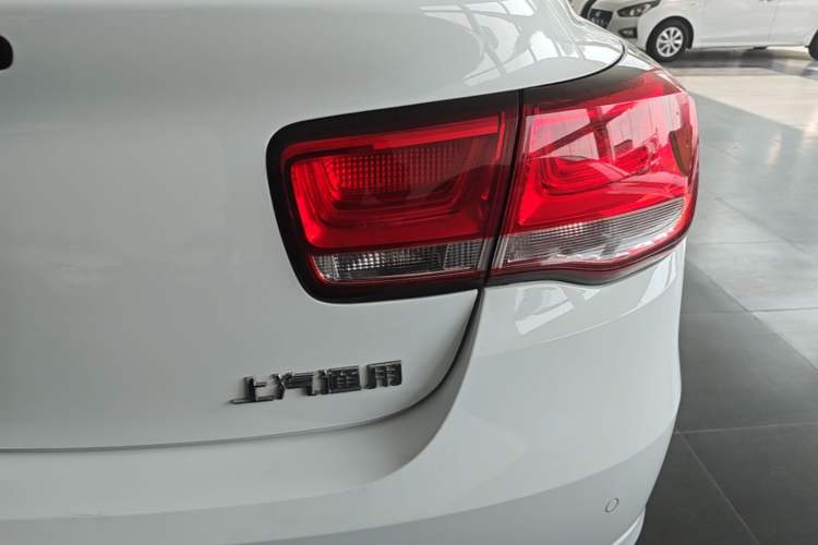 Used Chevrolet Malibu 2018 530T Automatic Luxury Edition Right Rear Taillight