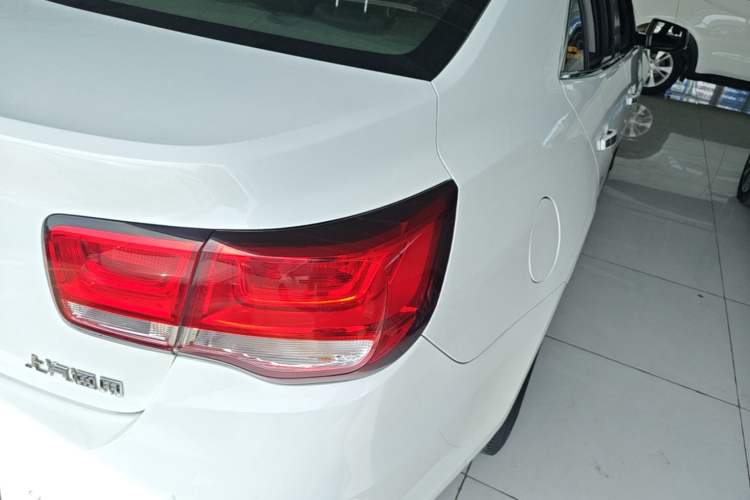 Used Chevrolet Malibu 2018 530T Automatic Fashion Edition Right Rear Taillight
