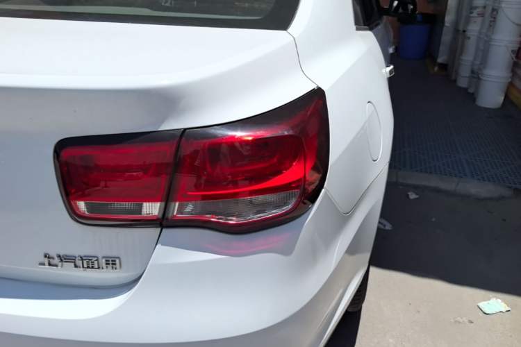 Used Chevrolet Malibu 2018 530T Automatic Luxury Edition Right Rear Taillight
