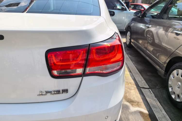 Used Chevrolet Malibu 2018 530T Automatic Luxury Edition Right Rear Taillight
