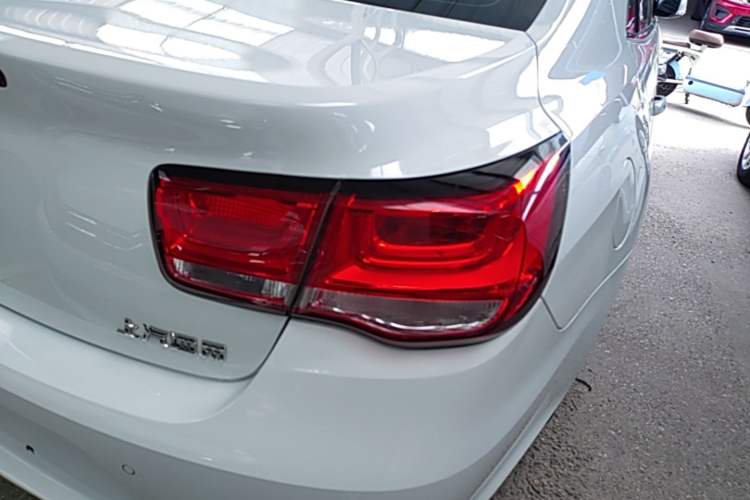 Used Chevrolet Malibu 2018 530T Automatic Luxury Edition Right Rear Taillight