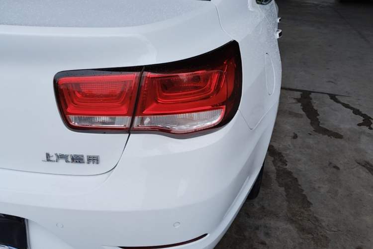 Used Chevrolet Malibu 2018 530T Automatic Luxury Edition Right Rear Taillight