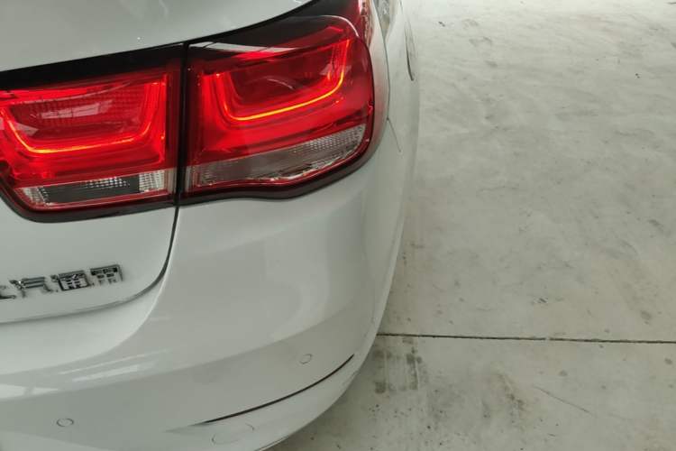 Used Chevrolet Malibu 2018 530T Automatic Luxury Edition Right Rear Taillight