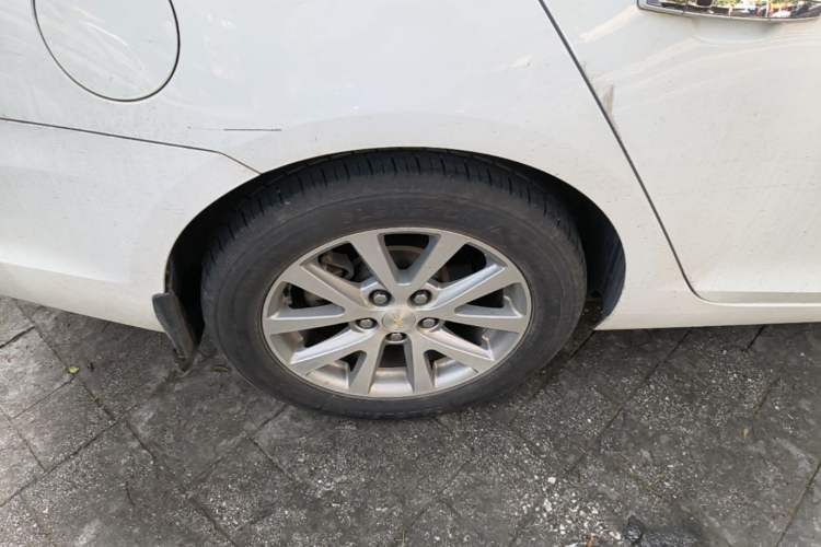 Used Chevrolet Malibu 2018 530T Automatic Luxury Edition Right Rear Wheel Hub