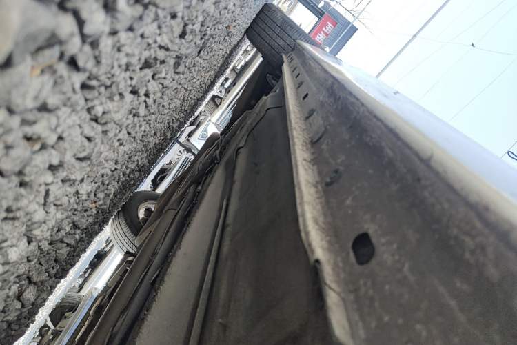 Used Chevrolet Malibu 2018 530T Automatic Fashion Edition Right Side Sill